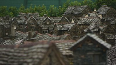 Slate models at the mini lakeland village