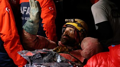 Mark Dickey is carried out of Turkish cave