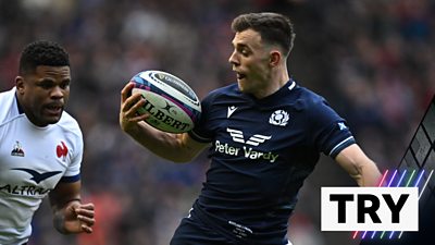 Scotland scrum-half Ben White running with ball