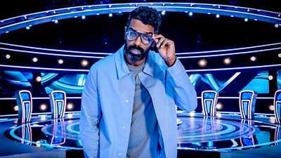 Romesh Ranganathan in The Weakest Link studio