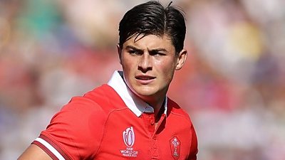 NFL analyst and  Phoebe Schecter says former Wales wing Louis Rees-Zammit should 'take two or three years' to develop as a second or third-string player at Kansas Chiefs.
