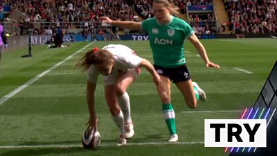 Abbie Dow gets her second try of the game