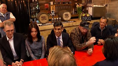 Rishi Sunak with others at a Barry brewery