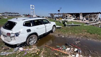 Gas station destroyed after tornado in Valley View Texas