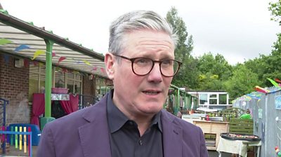 Labour leader Keir Starmer at a primary school in Warwickshire