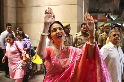 Nita Ambani dancing