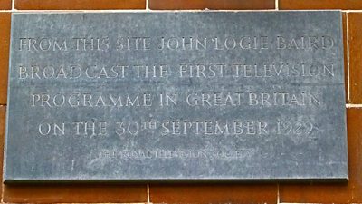 133 Long Acre plaque