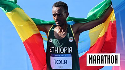 Watch the highlights from the men's marathon final.