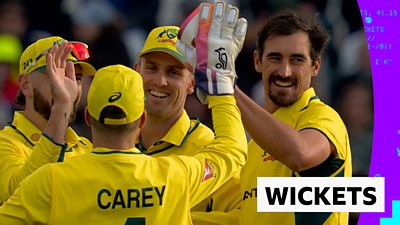 Starc removes Salt and Duckett