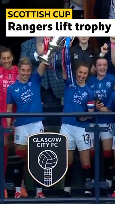Rangers trophy lift
