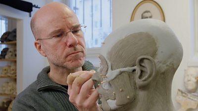 Oscar Nilsson, Forensic Sculptor, sculpts a human head