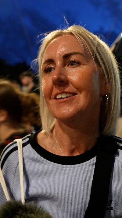 'Gweld y ddau frawd yn cael cwtsh ar y diwedd – anhygoel'