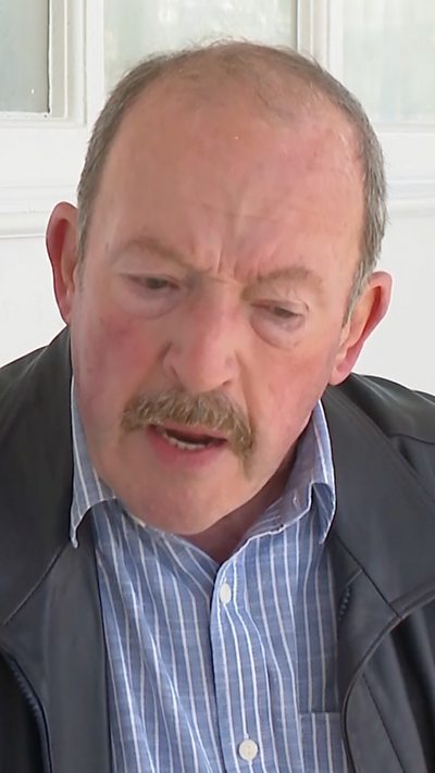 Bu farw merch Alun Lloyd Jones cyn gallu gweld ef yn derbyn ad-daliad am ei golledion