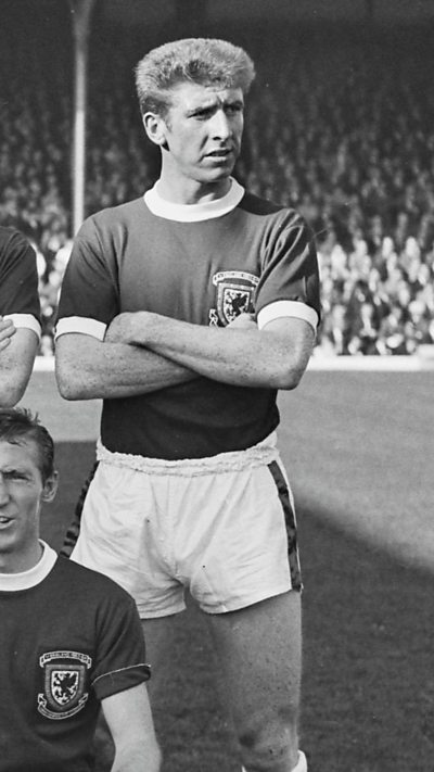 Gôl anhygoel i Gymru gan Wyn Davies yn erbyn Lloegr yn Nhachwedd 1966