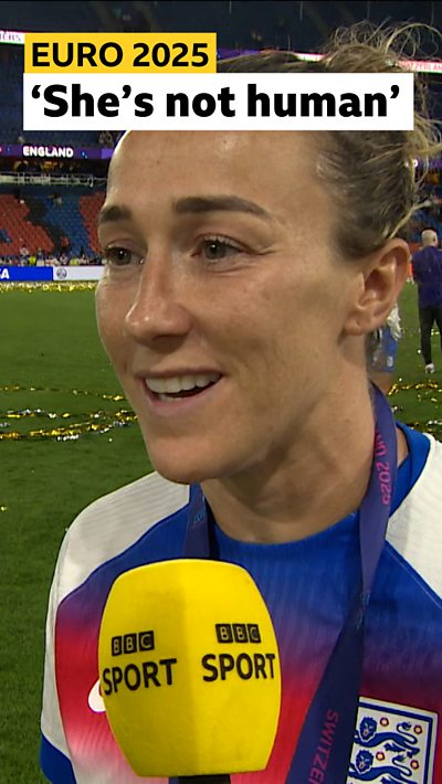 Lucy Bronze