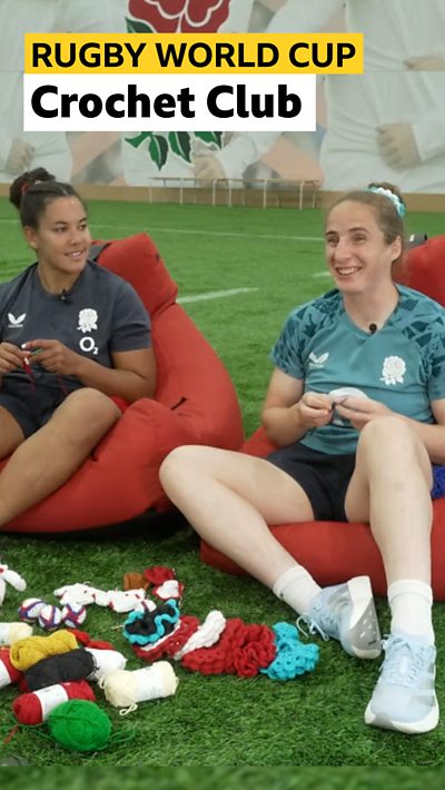 Abby Dow and Tatyana Heard crocheting