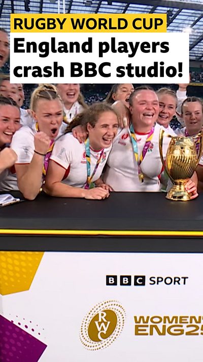 England Women's winning rugby team