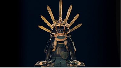 A magnificent statue displays Mōri Clan armour, complete with golden blades in the head dress. 