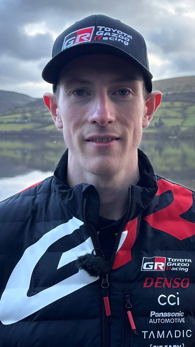 Elfyn Evans yn 'hyderus' wrth baratoi ar gyfer heriau 2026