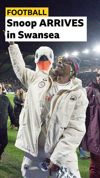 Snoop Dogg welcomed onto Swansea pitch
