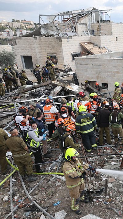 Emergency workers at Beit Shemesh strike