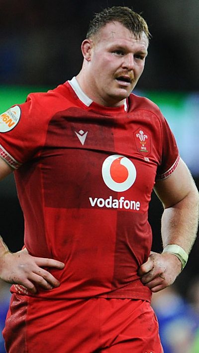 'Lot o bositifs i gymryd o'r perfformiad' - Dewi Lake