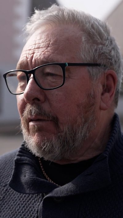 'Angen trafodaeth anodd a gonest' dros gau un o ysgolion uwchradd Môn