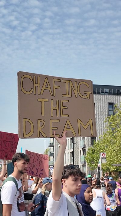 Signs we spotted at the London Marathon