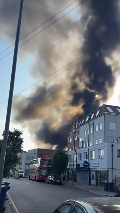 Around 100 firefighters tackle Golders Green blaze