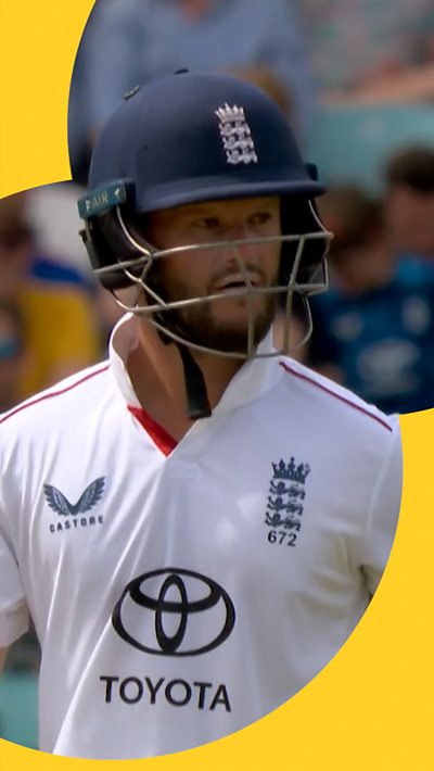Duckett caught by Henry off O'Rourke's bowling