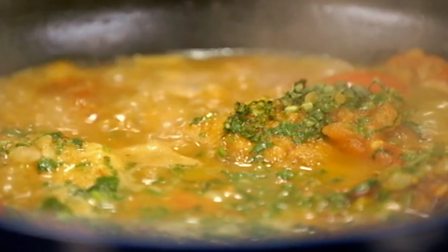 Chicken tagine with pomegranate tabbouleh