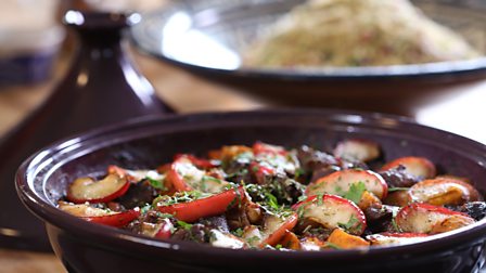 Beef and apple tagine recipe - BBC Food
