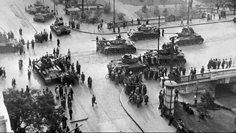Witness History, Witness History, The end of the 1956 Hungarian Uprising