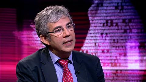 BBC Audio | HARDtalk | David Nott - Conflict Zone Surgeon