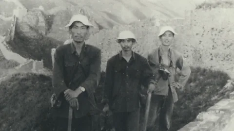 Witness History, Witness History, Walking the Great Wall of China