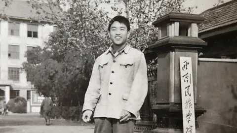 Witness History, Witness History, China's Barefoot Doctors