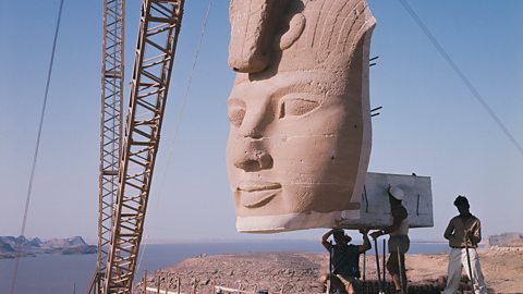Rolls Press/Popperfoto/Getty Images The process of moving the temples required breaking them down into precise blocks and reassembling them piece by piece (Credit: Rolls Press/Popperfoto/Getty Images)