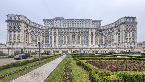 Witness History, Witness History, Ceausescu's 'House of the People'