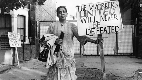 Witness History, Witness History, Strikers in saris