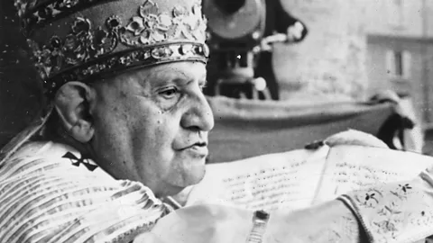 Witness History, Witness History, Vatican II: Reforming the Catholic Church