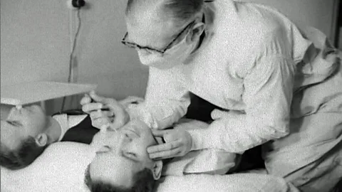 Witness History, Witness History, The Common Cold Unit