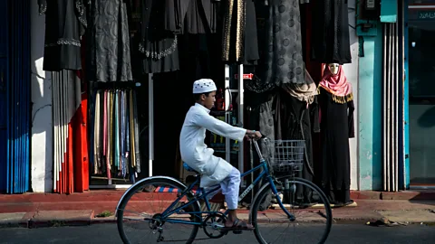 Crossing Continents, Crossing Continents, Sri Lanka: The New Climate of Fear