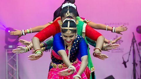 Hinduism – Diwali celebrations in London