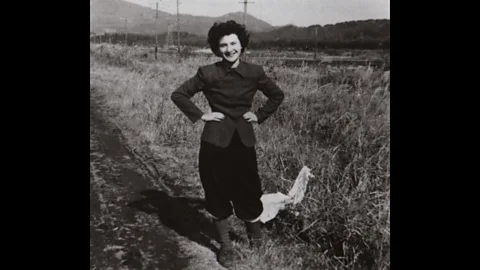 Witness History, Witness History, The American who put women's rights in the Japanese constitution