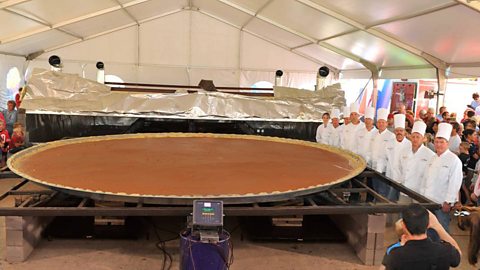 The world's largest pumpkin pie 