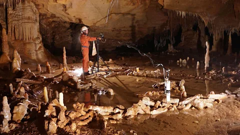 Witness History, Witness History, Neanderthal cave mystery