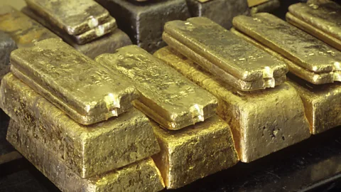 Witness History, Witness History, Britain's wartime gold