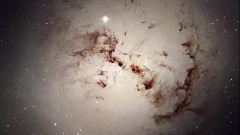 Elliptical Galaxy. Credit NASA, ESA, and The Hubble Heritage Team (STScI/AURA)