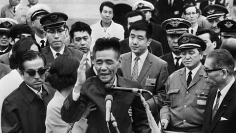 Witness History, Witness History, The soldier who never surrendered