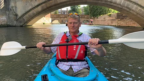 Costing the Earth, Costing the Earth, Canoeing the Cam